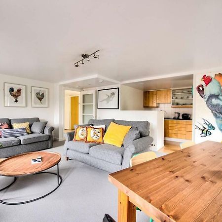 Апартаменты Altido Ultra Stylish Calton Road Apt W/ Parking Эдинбург Экстерьер фото