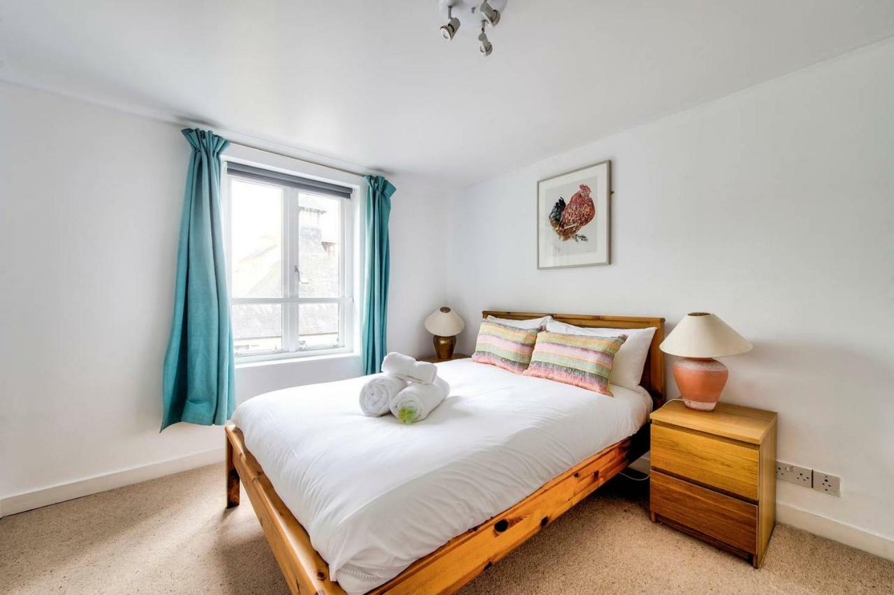 Апартаменты Altido Ultra Stylish Calton Road Apt W/ Parking Эдинбург Экстерьер фото