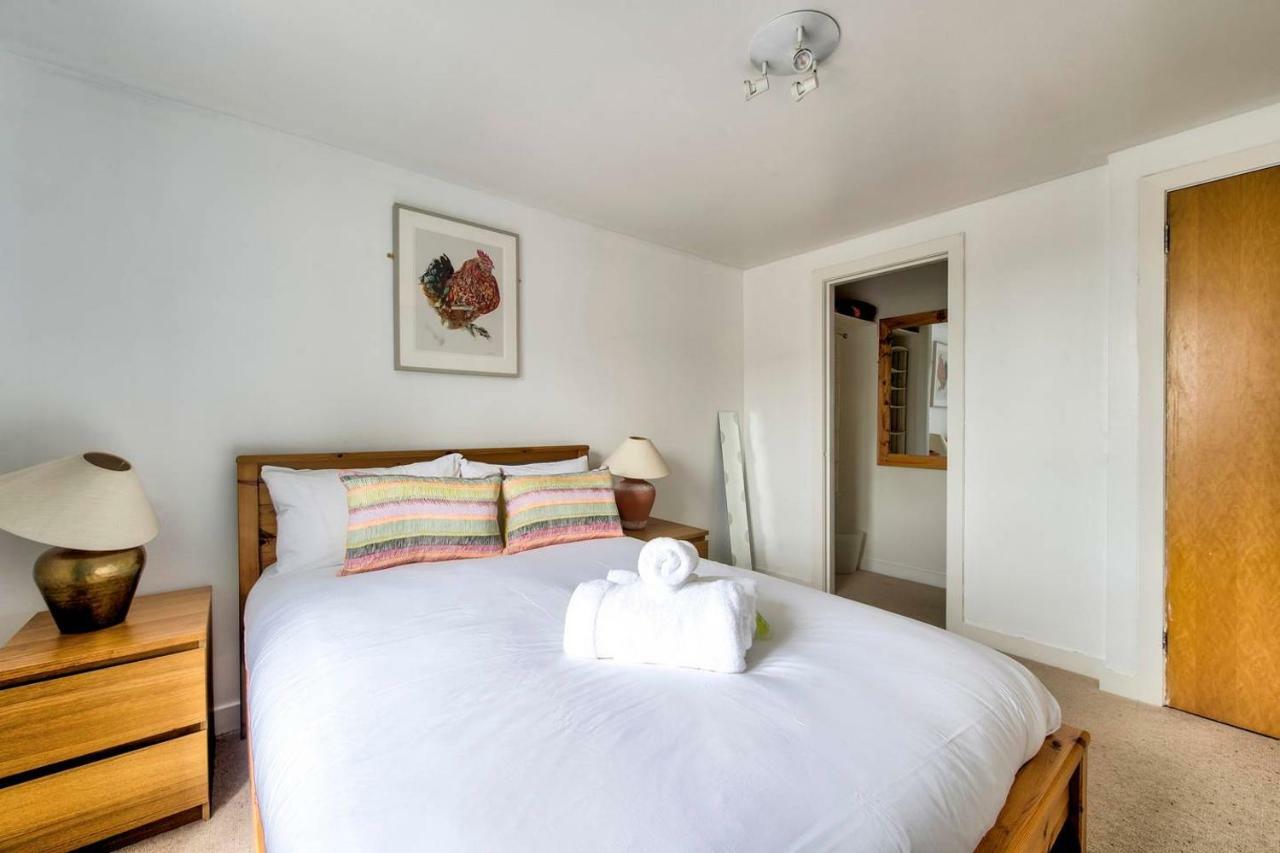 Апартаменты Altido Ultra Stylish Calton Road Apt W/ Parking Эдинбург Экстерьер фото